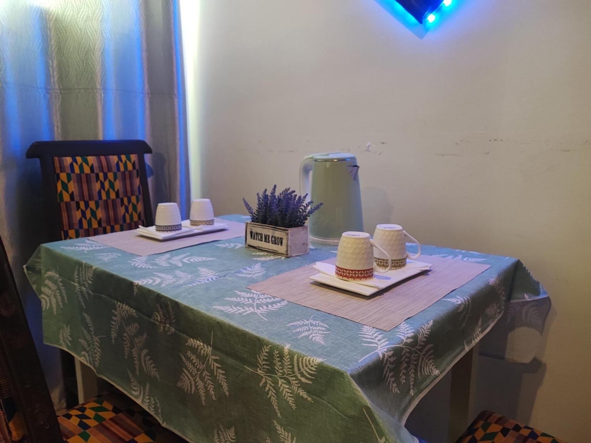 Готель Ellisa Hospitality And Spa Аккра Екстер'єр фото