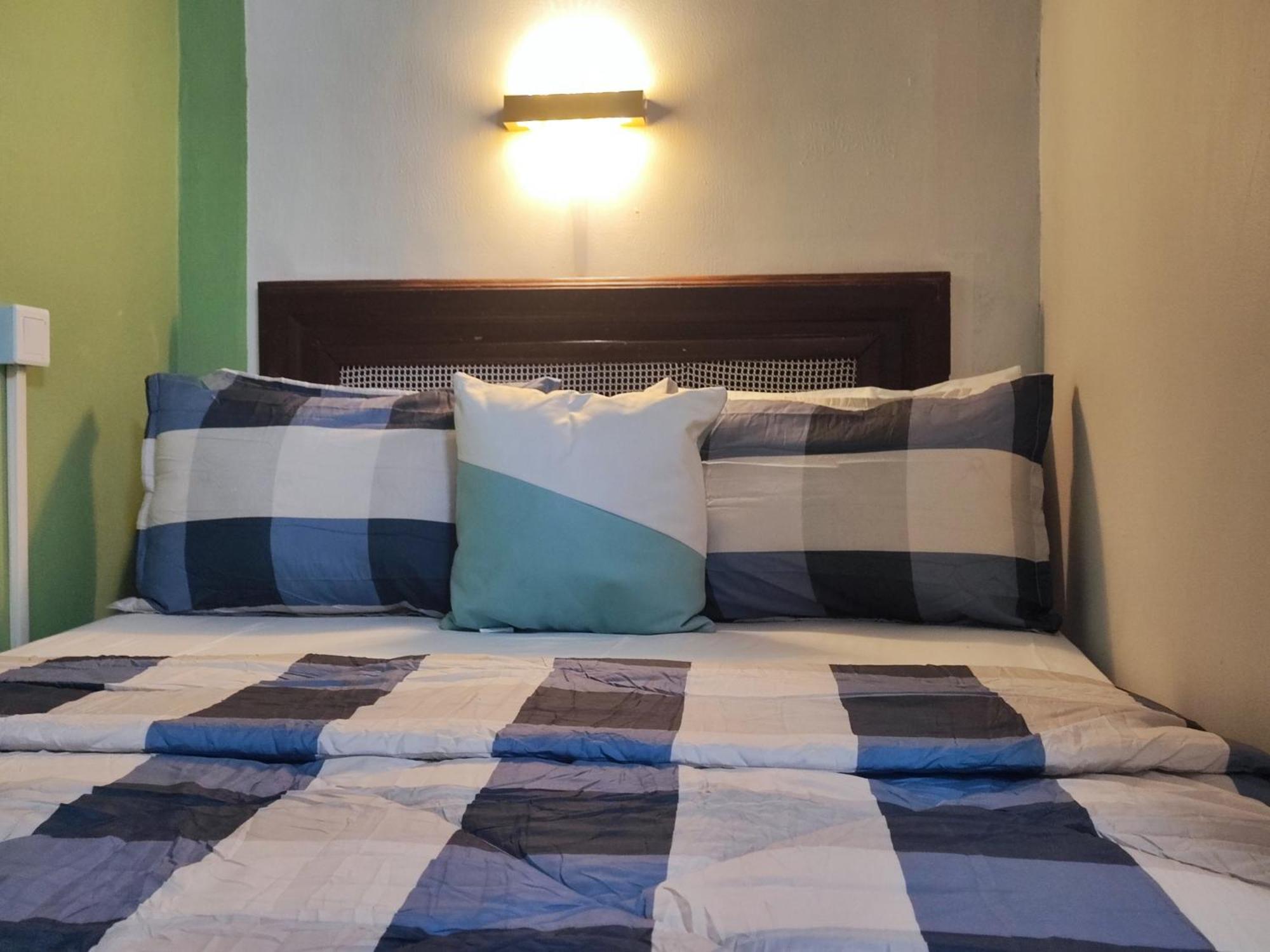 Готель Ellisa Hospitality And Spa Аккра Екстер'єр фото