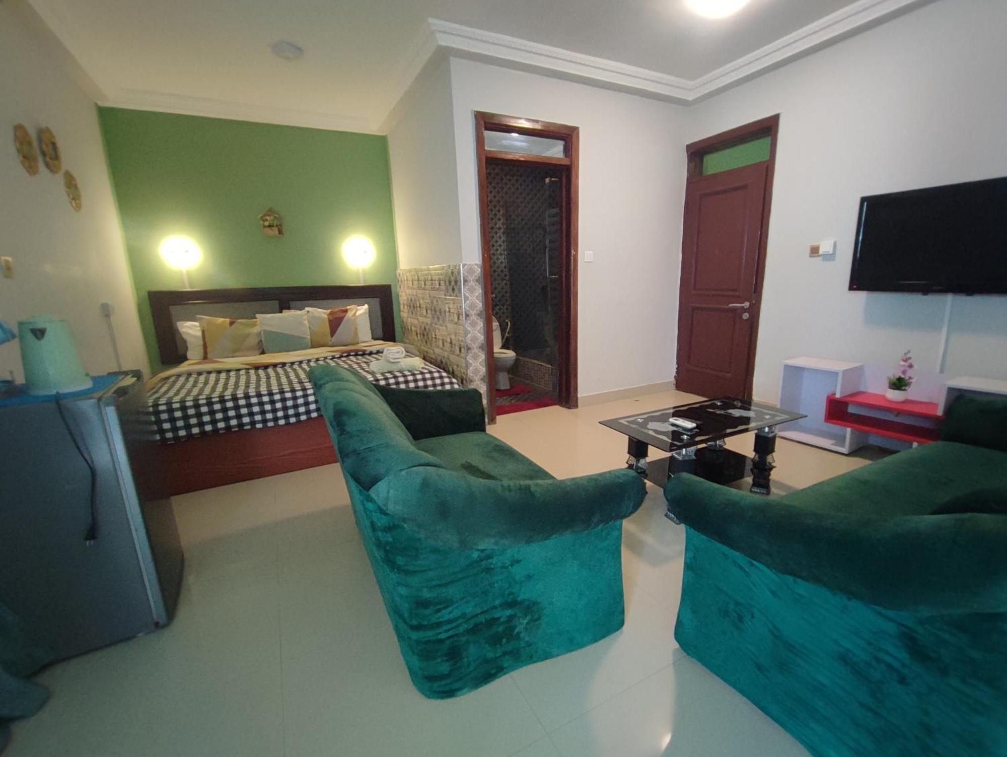 Готель Ellisa Hospitality And Spa Аккра Екстер'єр фото